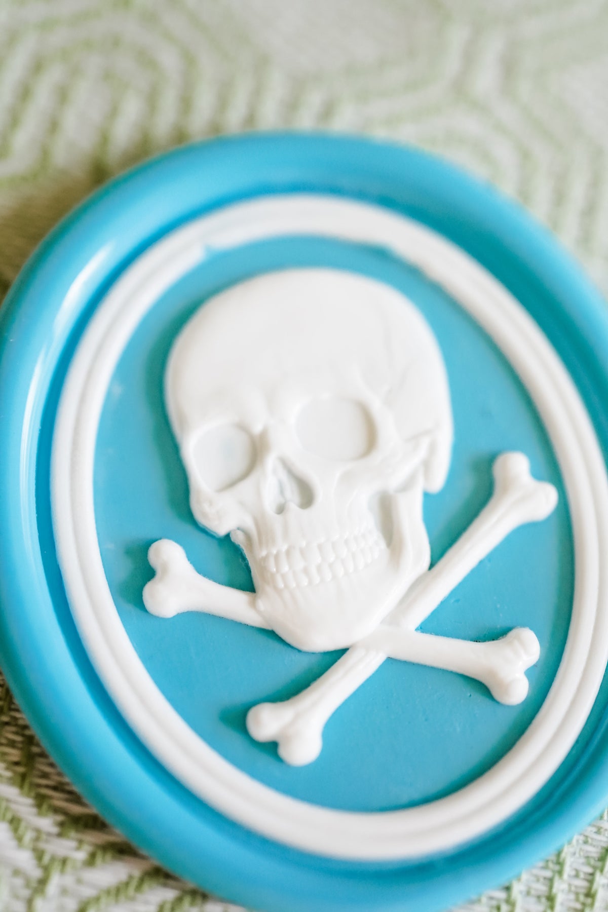 Wachssiegel Totenkopf und Knochen – Abbildung 2