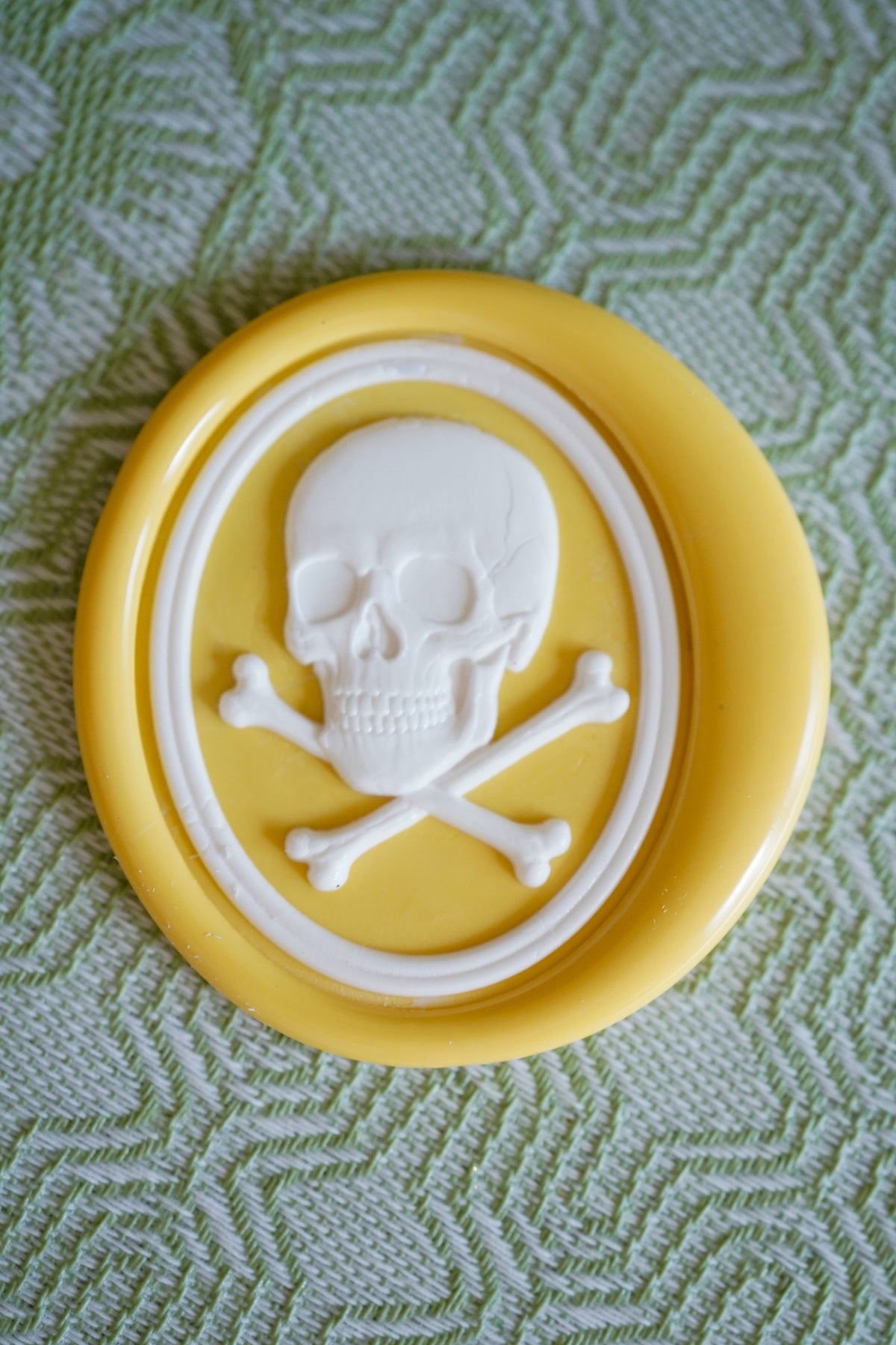 Wachssiegel Totenkopf und Knochen – Abbildung 3